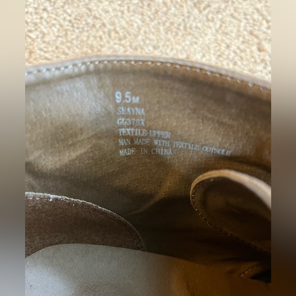 MIA Shayna Taupe Nova Suede boot/heels, size 9&1/2 M - Picture 5 of 6